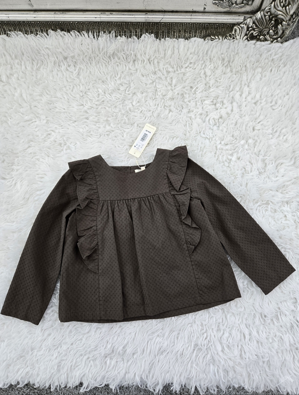 Copper Key Olive Green texture weave Long Sleeve Top with Ruffles. Size 6. New